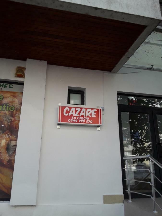 Camere De Inchiriat Central La Calciu Mahmudia Exterior photo
